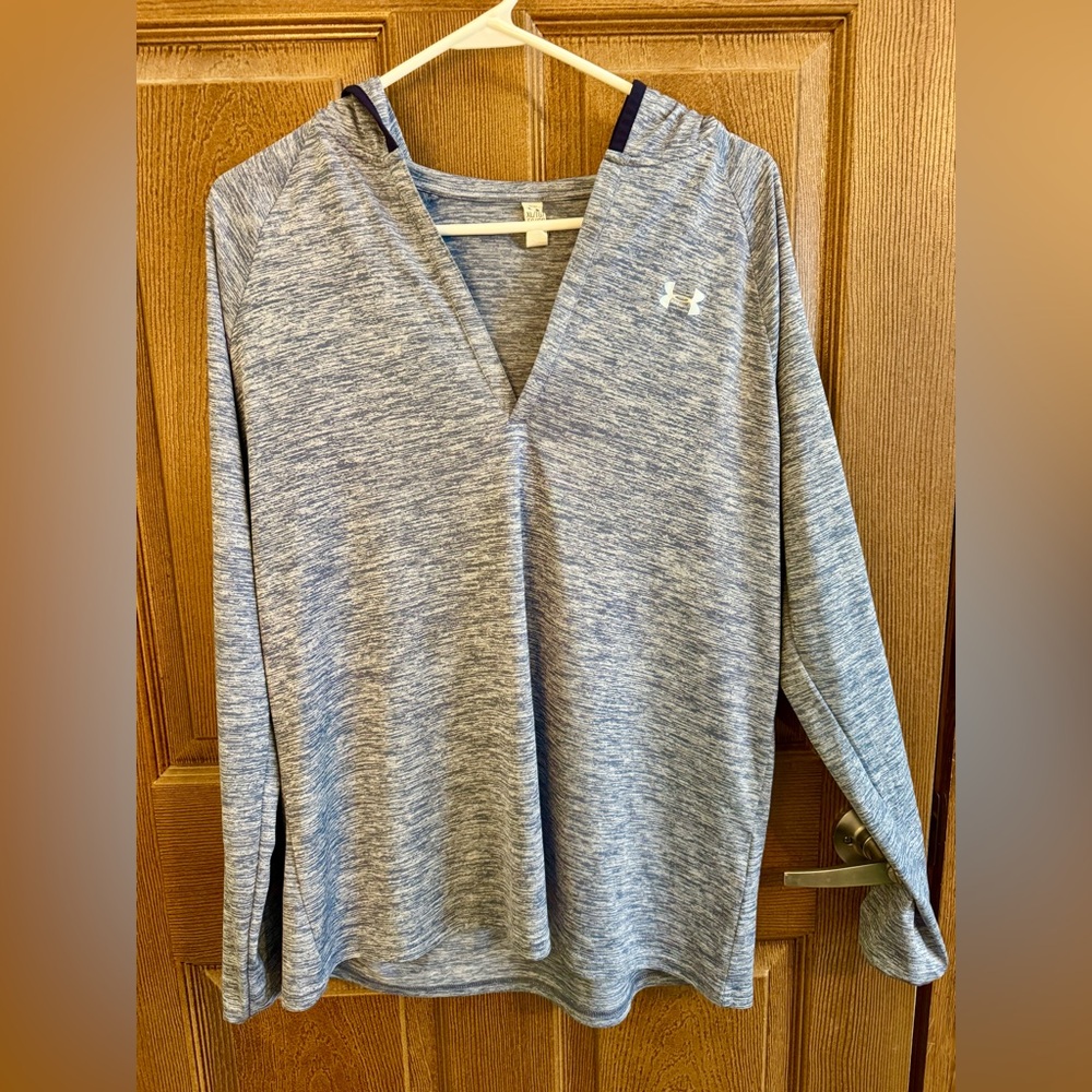 Under Armour Heat Gear Heathered Blue Pullover w/Hoodie